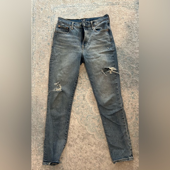 GAP Ripped Jeans - Picture 1 of 2